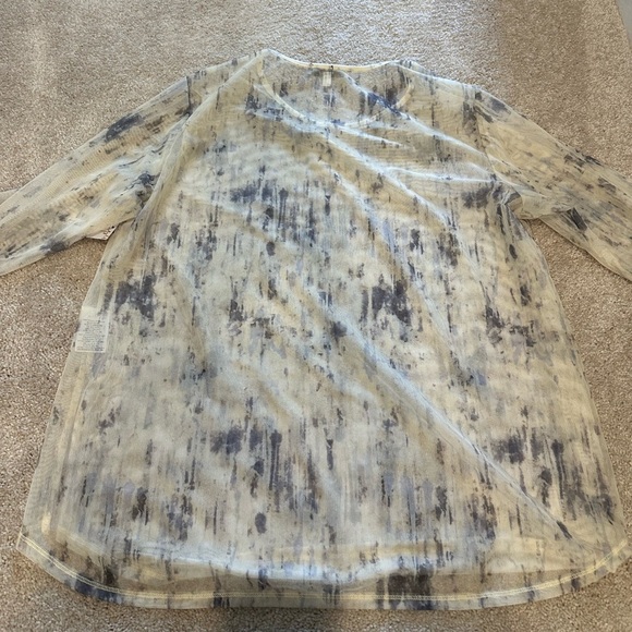 SYMPLI Go To Classic Top In Camo Illuminate size 18 NWT - Picture 6 of 6